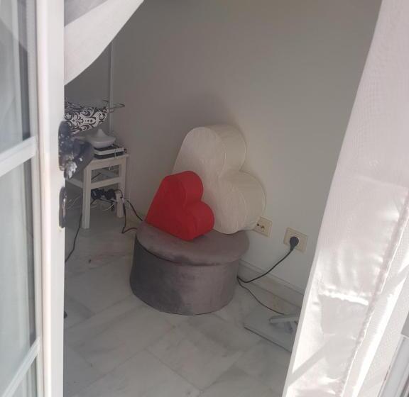 تختخواب و صبحانه La Casita Del Corazon
