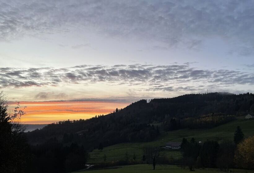 민박 La Ferme De Jean Entre Lacs Et Montagnes