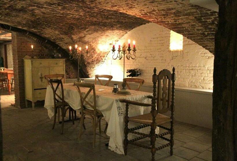 مبيت وإفطار Top Notch Apartment Along Canal In Historic Centre