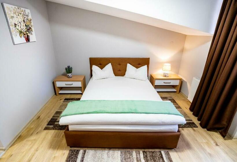 پانسیون Casa Blum