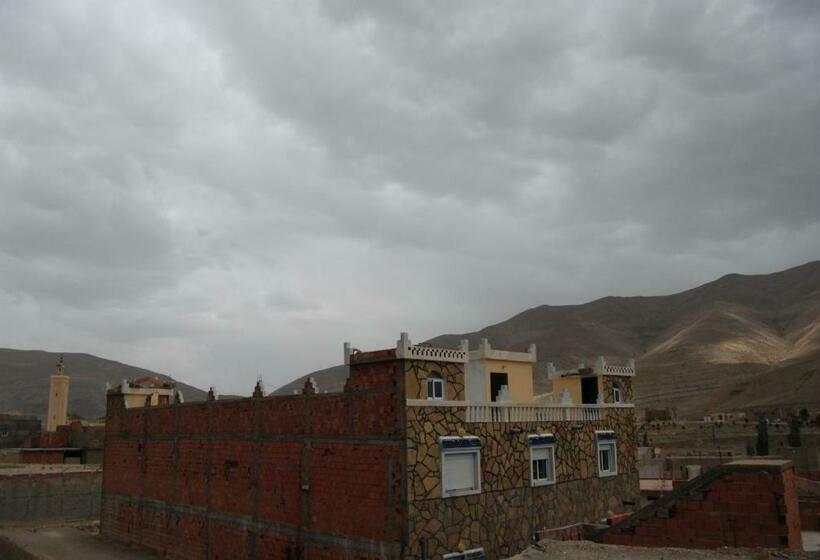 بنسيون Moussem Des Fiançailles
