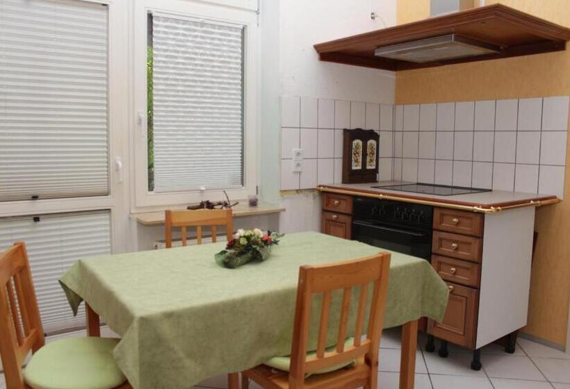 Pensão Weinkeller Wölk