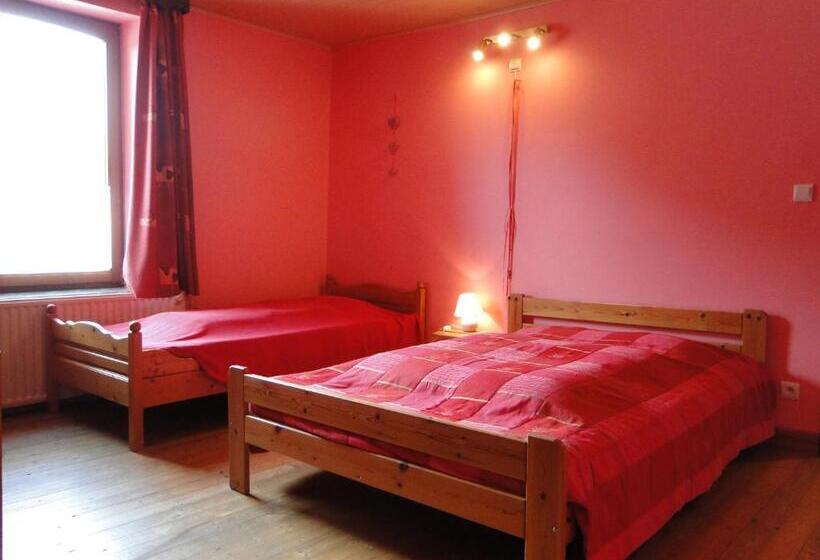 مبيت وإفطار Chambres D Hôtes Des Ardennes