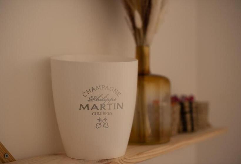 تختخواب و صبحانه Champagne Philippe Martin