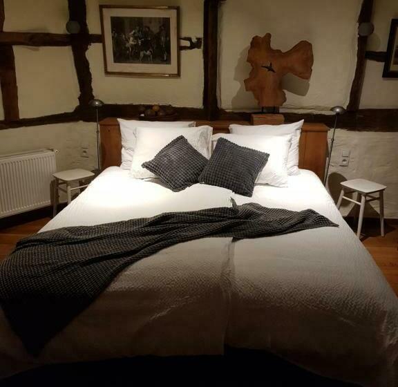 Bed and Breakfast Een Vleugje Wellness In De Voerstreek Bed & Brocante Onder De Poort