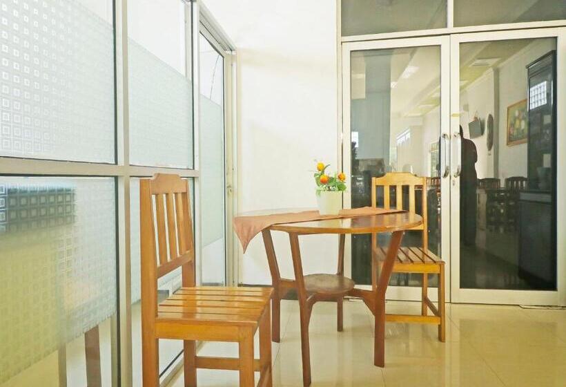 هتل Oyo 90492 Papi Inn Guesthouse
