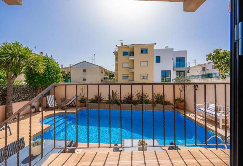 پانسیون Lourenço S House Deluxe Cascais