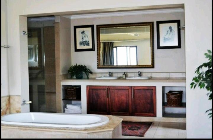 بنسيون Mahogany Villa Guesthouse Solar