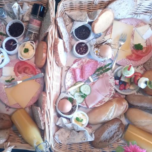 ベッドアンドブレックファースト Pipowagen Elsebein Groningen Westerwolde Unieke Ligging Met Eigen Tuin En Vrij Uitzicht Over Veld Na