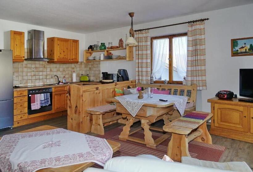 Пансион Ferienwohnungen Berghof