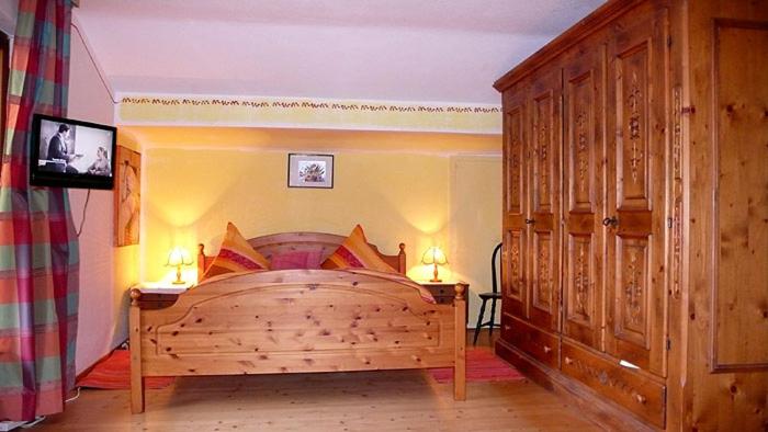 Пансион Ferienwohnungen Berghof