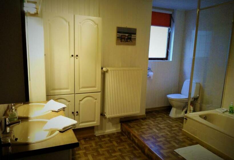 ペンション Knokke Guestroom Charming Room In Knokke City Center Is Pet Friendly!