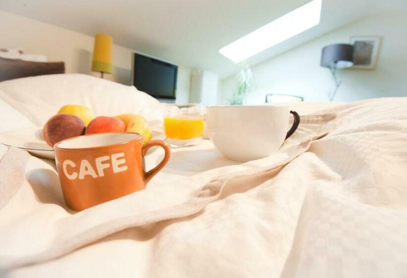 مبيت وإفطار Bnb La Clemonie