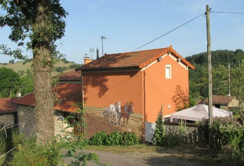 مبيت وإفطار La Vache Sur Le Toit