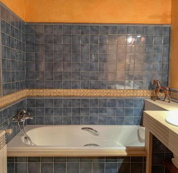 تختخواب و صبحانه Serrat Del Vent   Adults Only