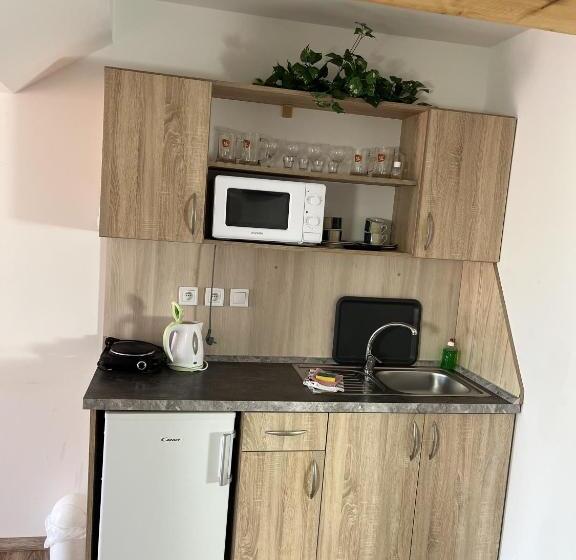 민박 Sunny Apartman