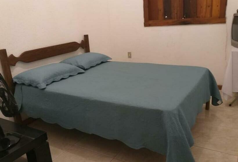 Pensão Chalés Mucios