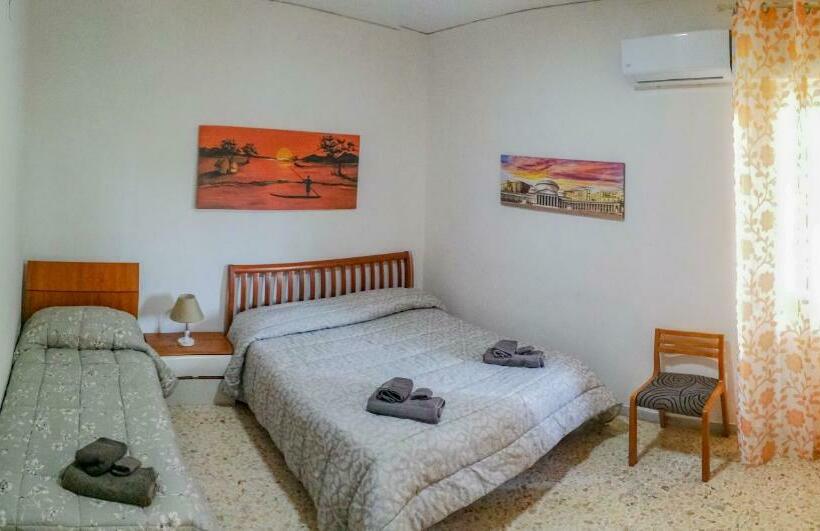 پانسیون Metro Guest House