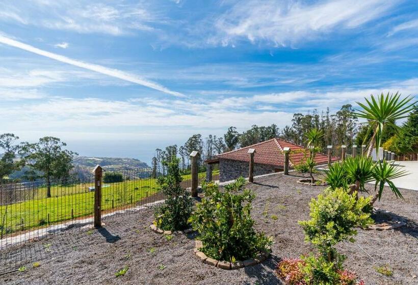 پانسیون Rochão Village By Rent2u, Lda