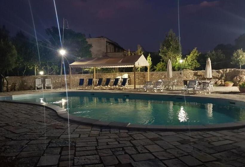 호텔 Agriturismo Petra Lucana