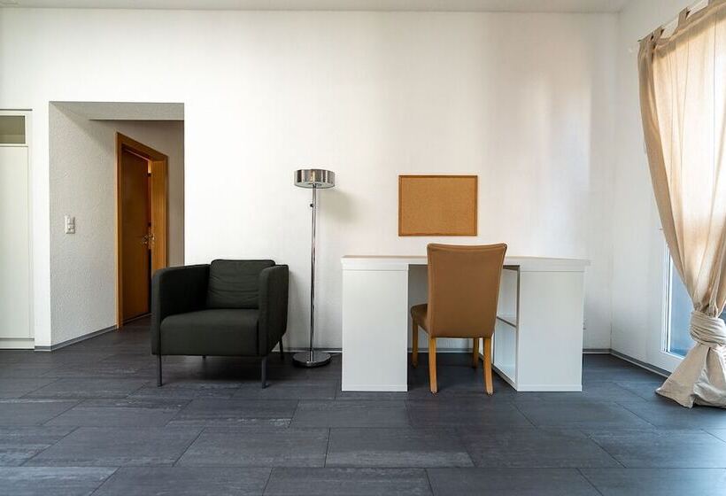 Los Lorentes Residences Bulle   Hine Adon