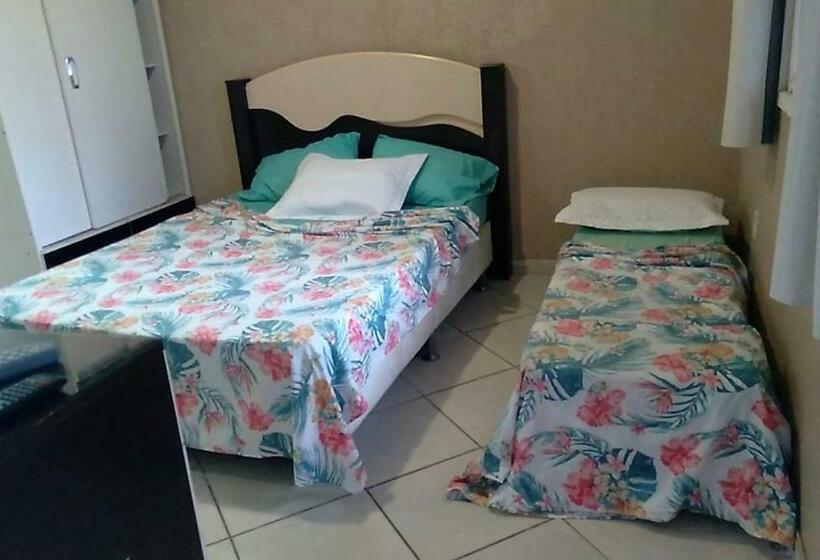 Пансион Menina Da Lua