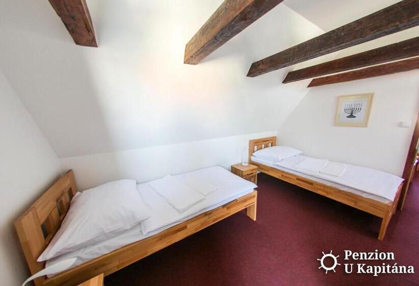 پانسیون Penzion U Kapitána