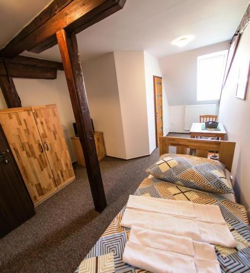 پانسیون Penzion U Kapitána