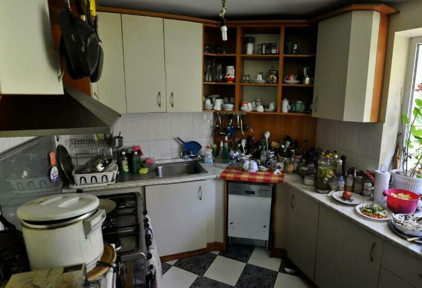 ペンション Strandzhata S House