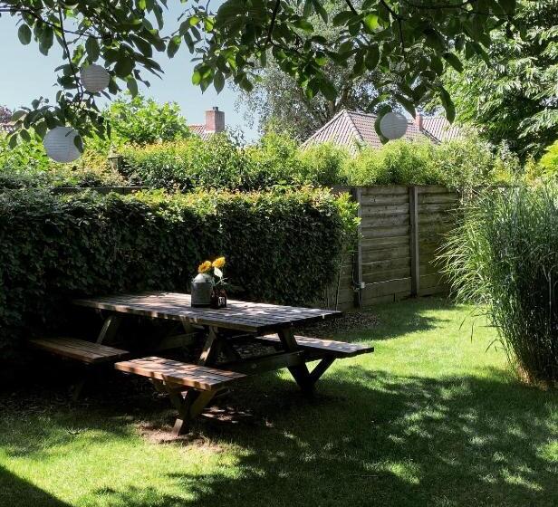 Bed And Breakfast:  Bij Ons Achter