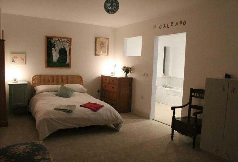 مبيت وإفطار Mapperton Hill Farm