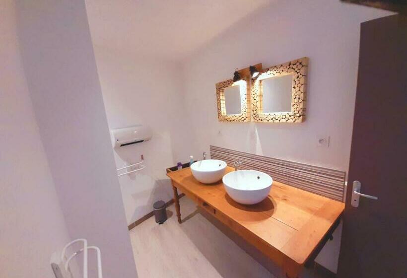 بنسيون Gite De La Mariée à 7mn Du Puy Du F0u