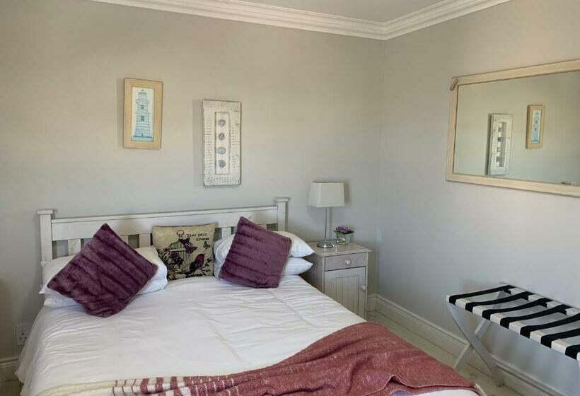 פנסיון Oceansnest Guest House