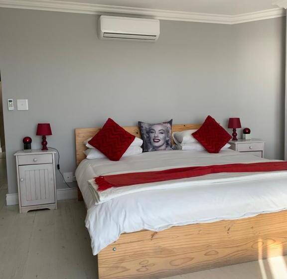 פנסיון Oceansnest Guest House