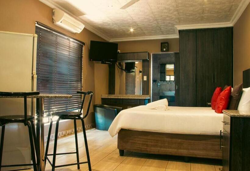 膳宿费 Palm Inn Guesthouse