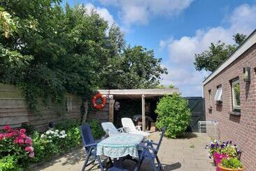 پانسیون Private Logies Texel Woodart