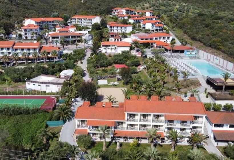 استراحتگاه Aristoteles Holiday Hotel And Spa