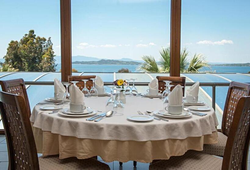 استراحتگاه Aristoteles Holiday Hotel And Spa