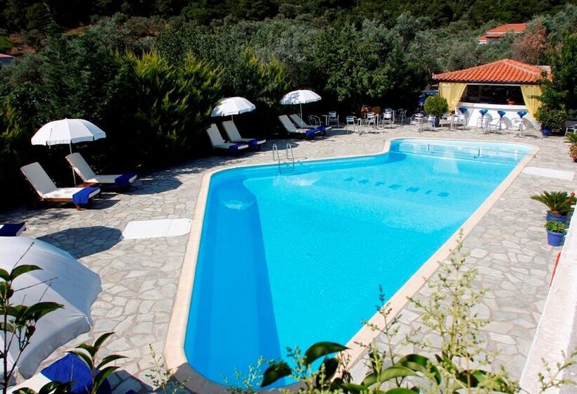 Artemis Bungalows