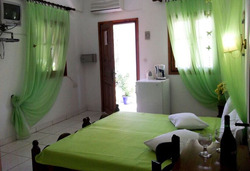 Artemis Bungalows