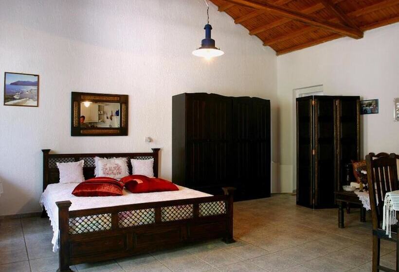 Artemis Bungalows