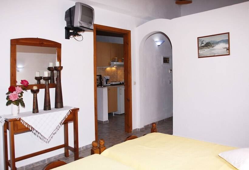 Artemis Bungalows