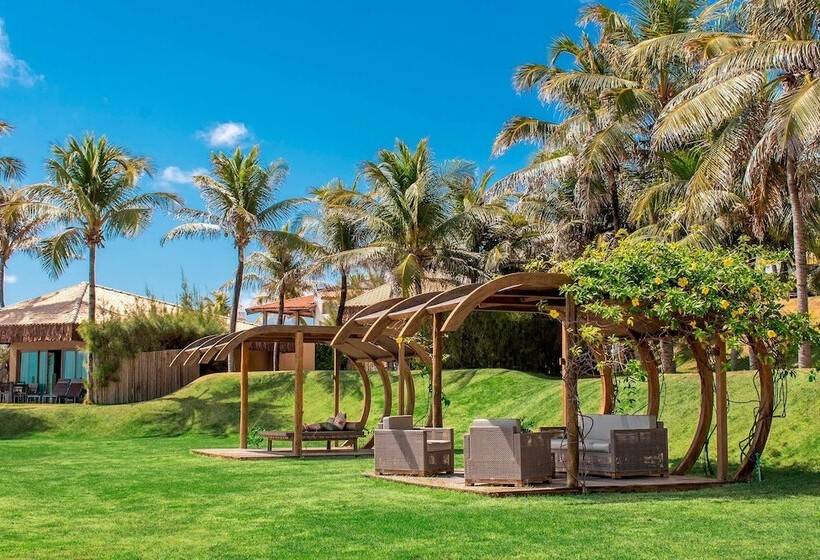 Carmel Charme Resort