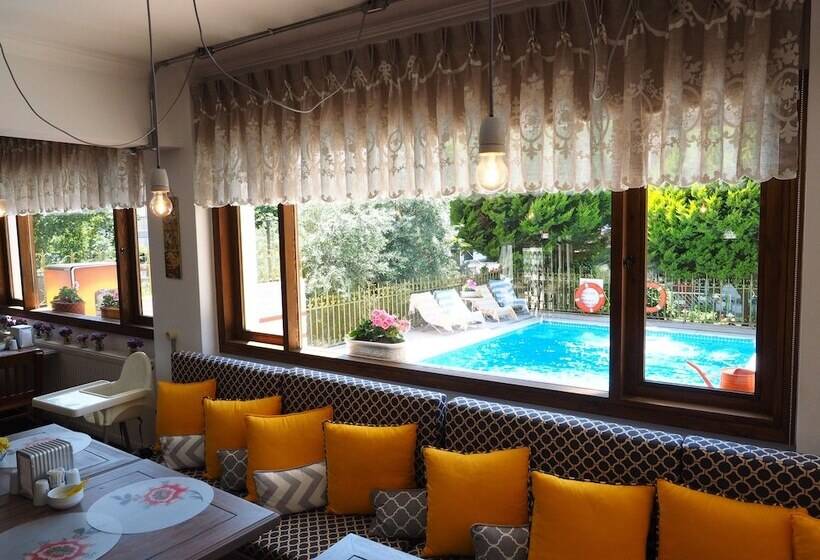 Foca 1887 Otel