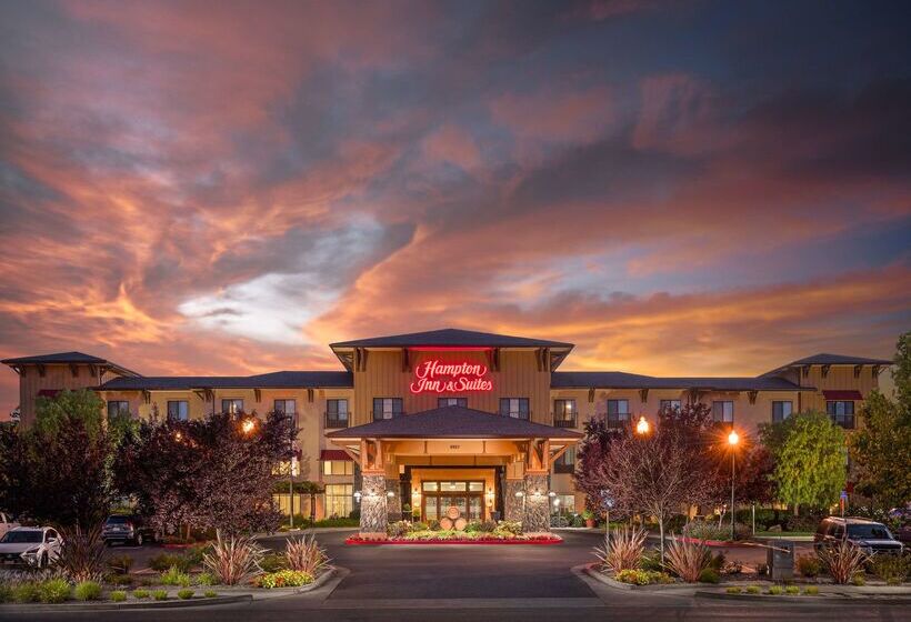 Hampton Inn & Suites Windsor  Sonoma Wine Country