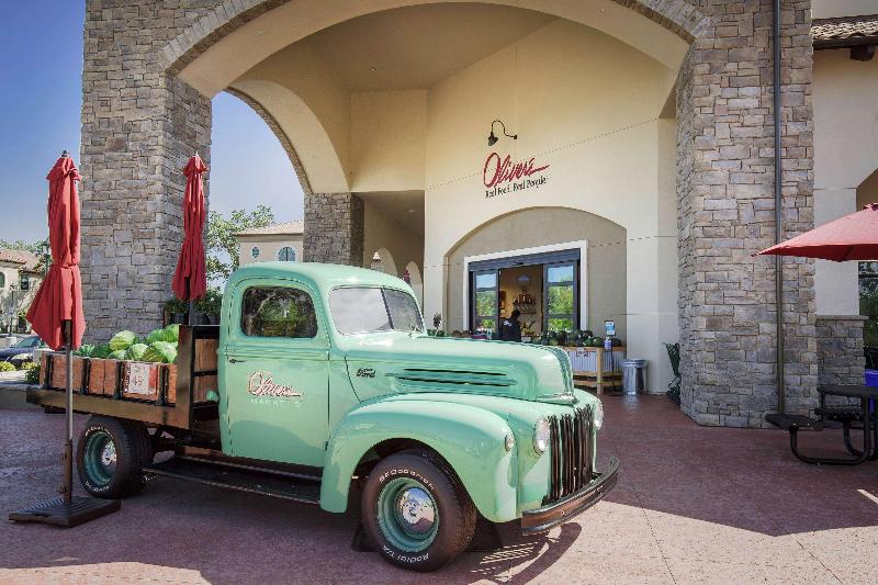 Hampton Inn & Suites Windsor  Sonoma Wine Country