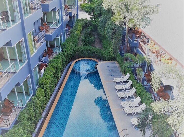 هتل Aonang Village Resort