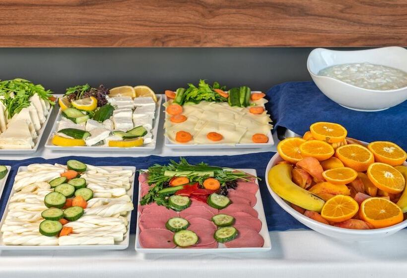 Fotos del hotel Aristocrat:  5