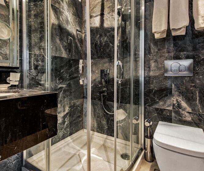 Fotos del hotel Aristocrat:  16