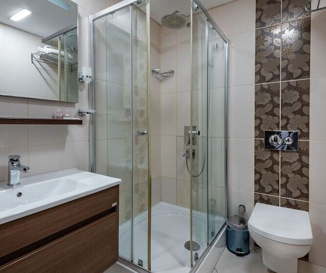 Fotos del hotel Aristocrat:  8